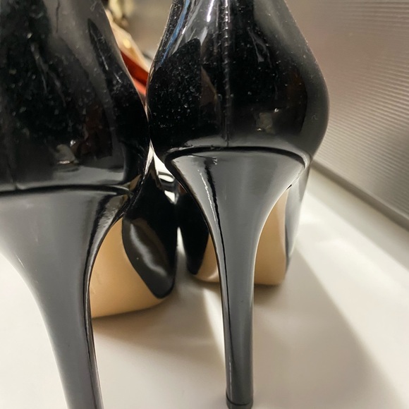 Super elegant Ferragamo’s - Picture 3 of 3